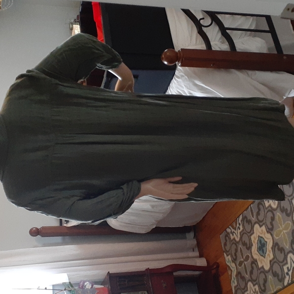 Kenneth Cole Reaction khaki green dress. - Picture 4 of 7